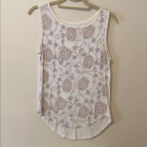 Patterned woven loft tank